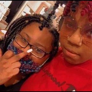 Meet your Posher, Trinitee